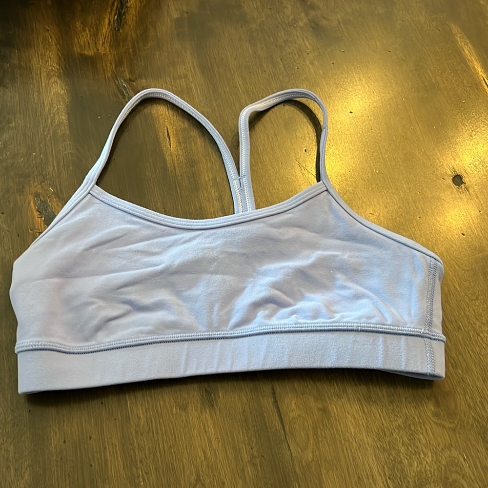 Lululemon sports bra size 6